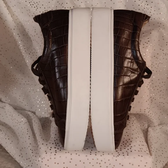 Halogen Atlantic-pacific brown croc embossed shoes. - Picture 3 of 7